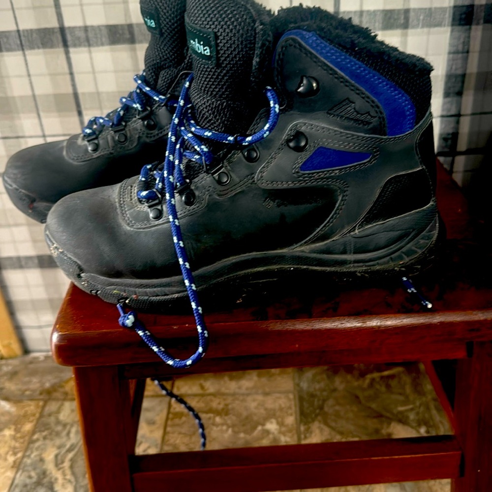 Columbia boots